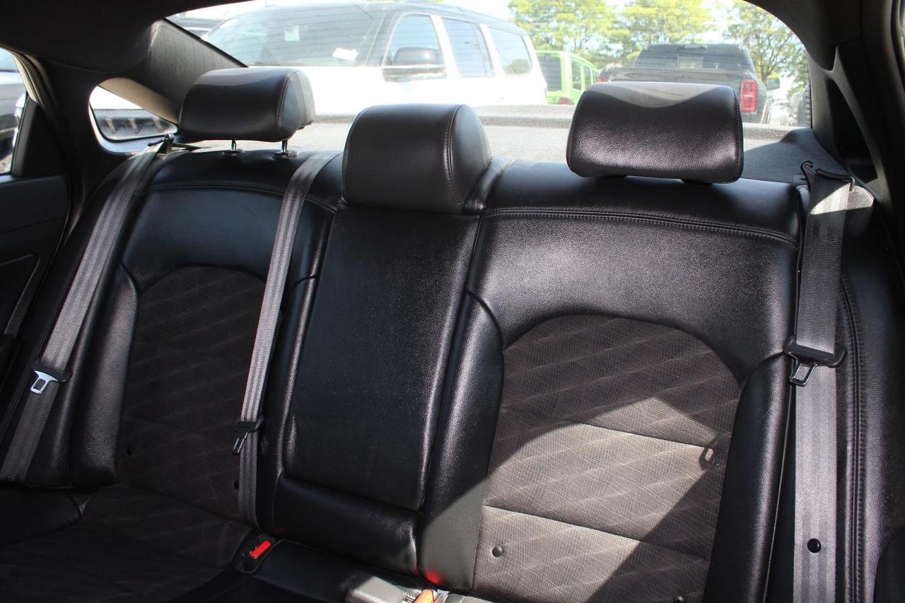 2019 Hyundai Sonata Sport  Sunroof BkpCam HtdSeats Photo