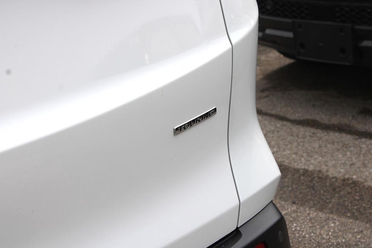 2023 Honda CR-V Touring  EcoMode BkpCam Sunroof HtdSeats Photo