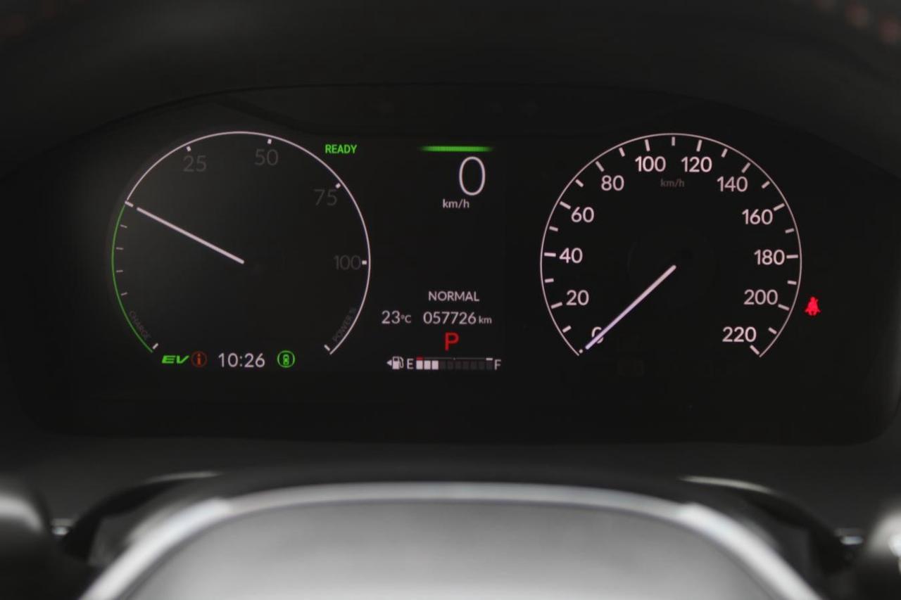 2023 Honda CR-V Touring  EcoMode BkpCam Sunroof HtdSeats Photo