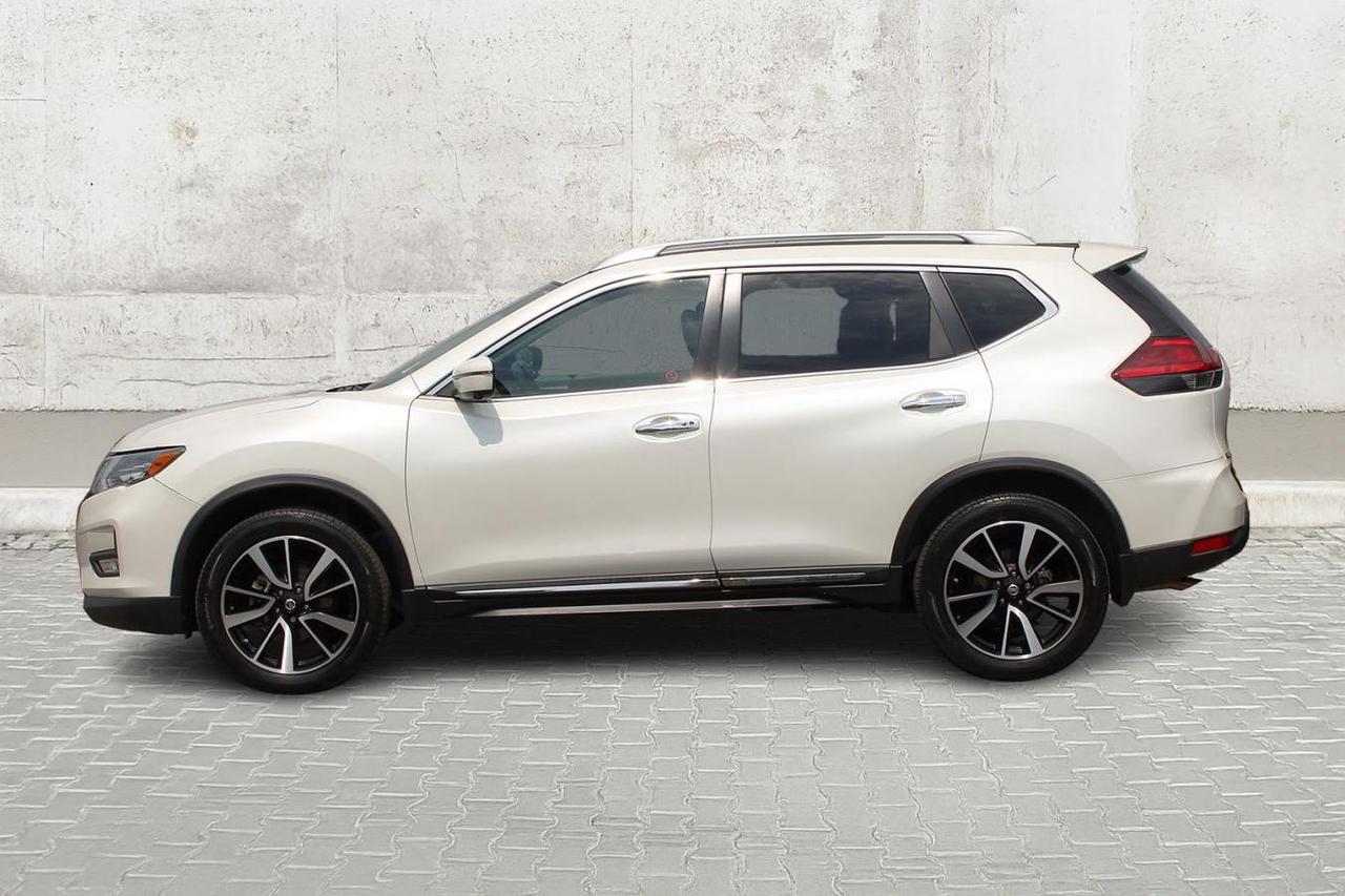 2017 Nissan Rogue SL AWD  Gps Moonroof SiriusXM BkpCam HtdSeats CDpl Photo2