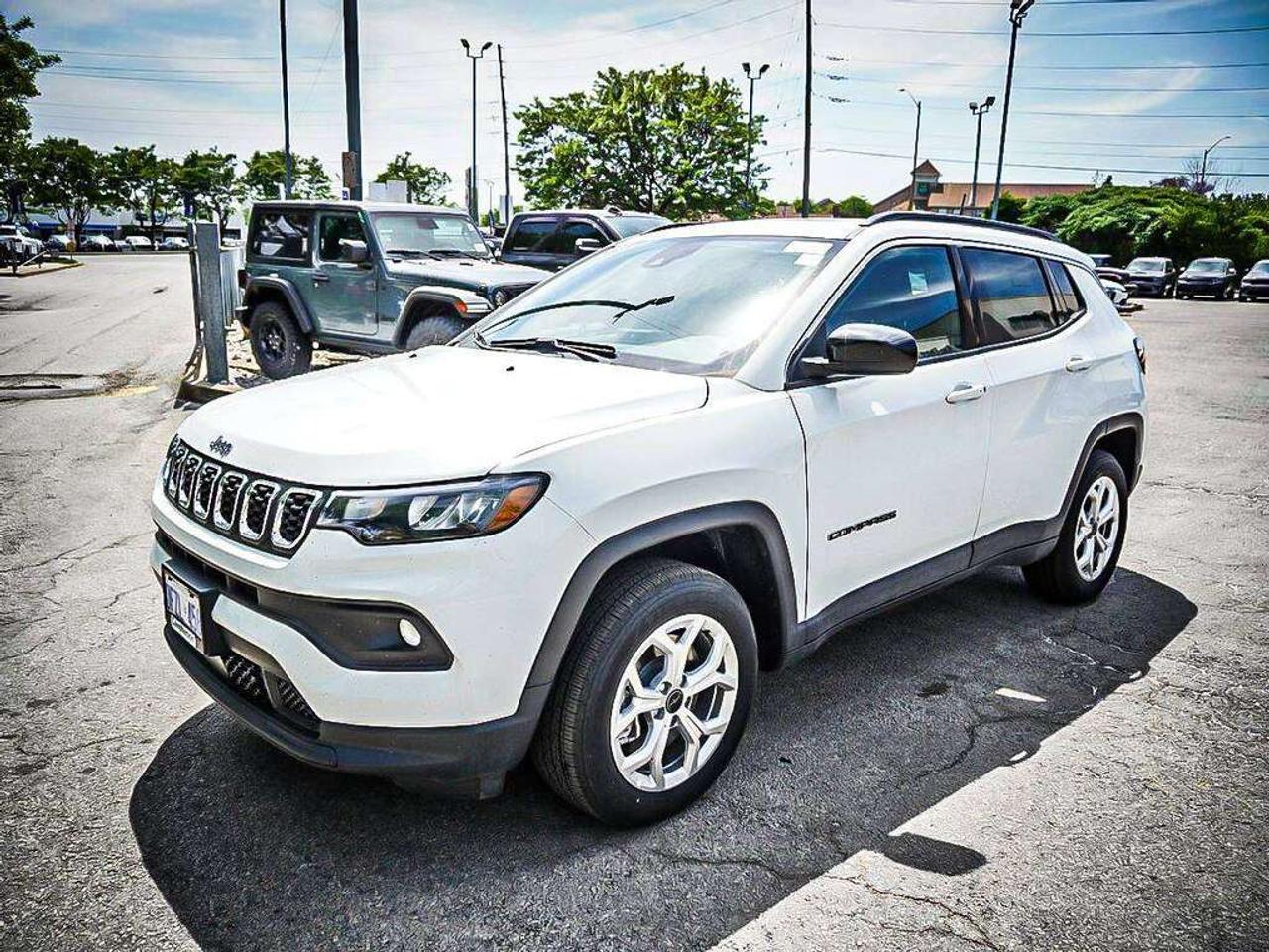 2025 Jeep Compass  Photo4