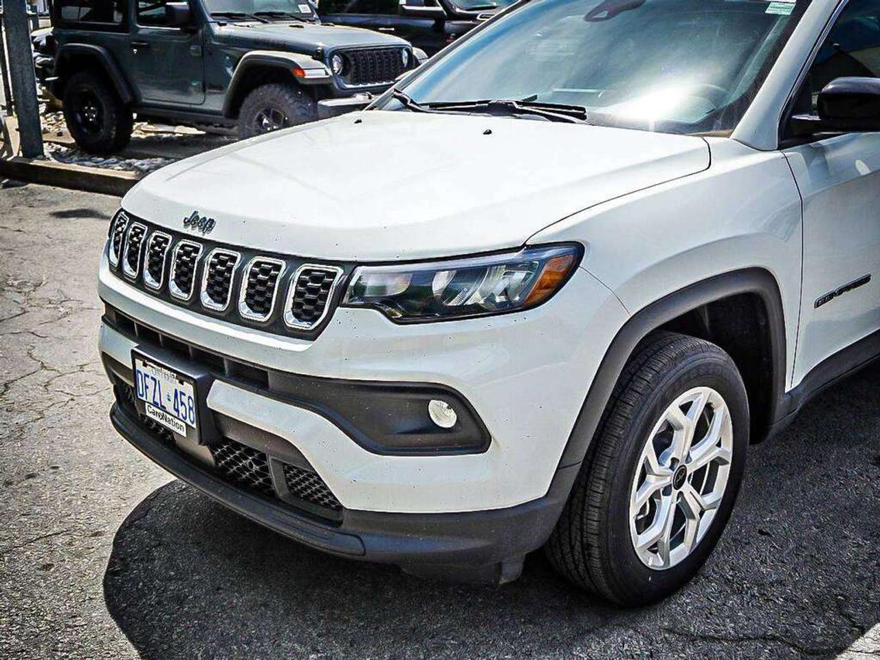 2025 Jeep Compass  Photo3