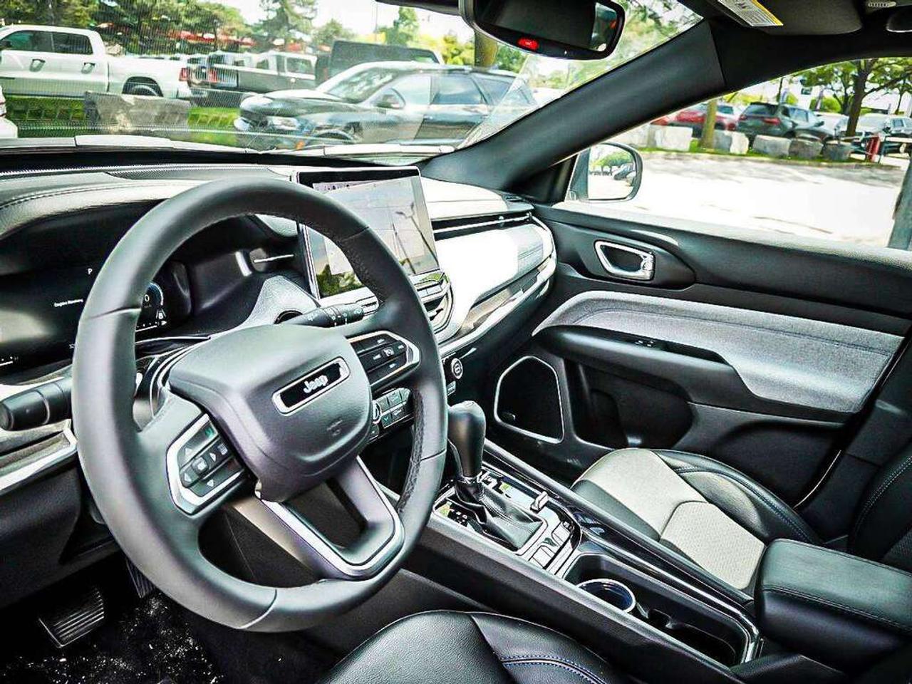 2025 Jeep Compass  Photo