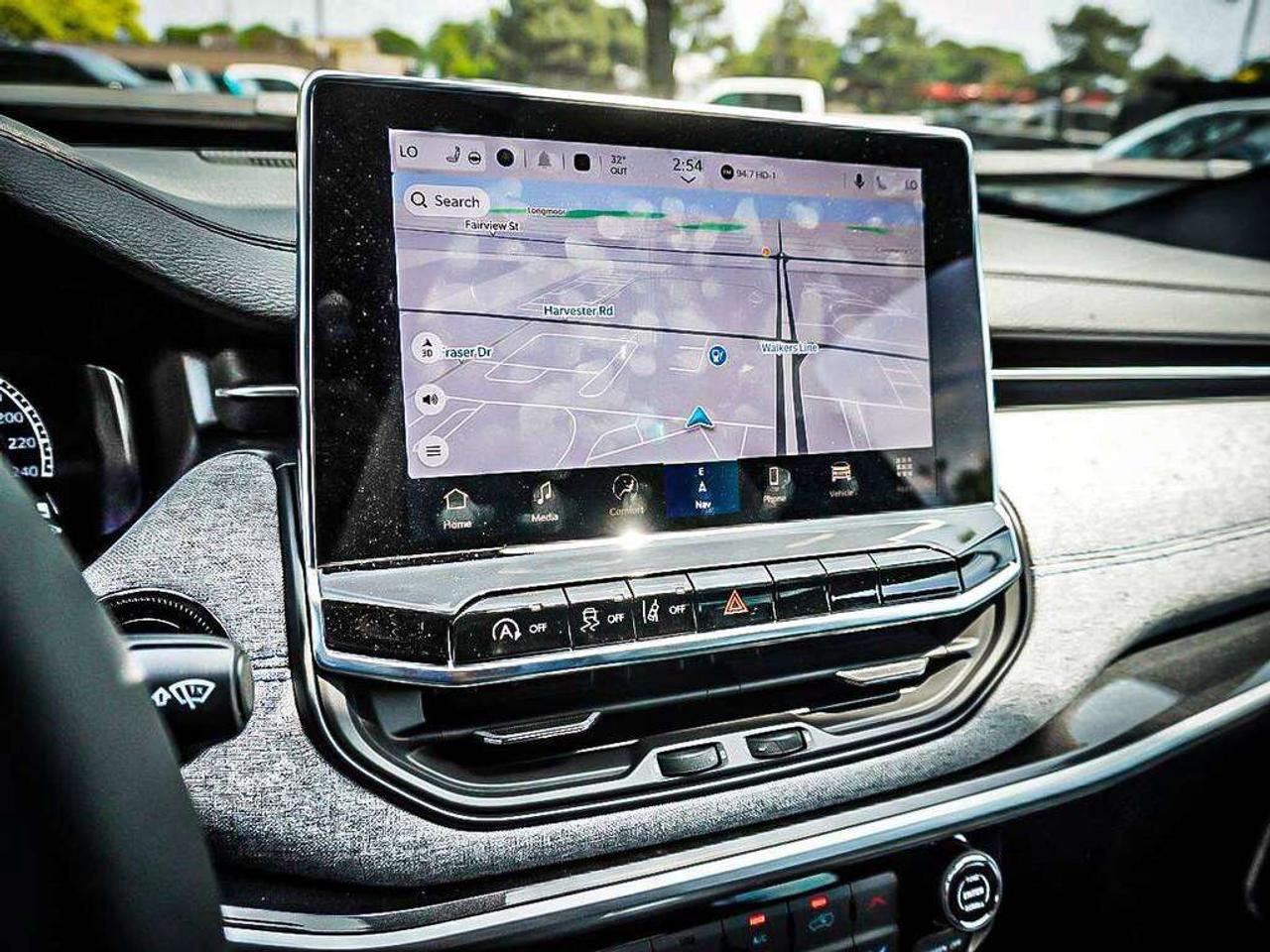 2025 Jeep Compass  Photo