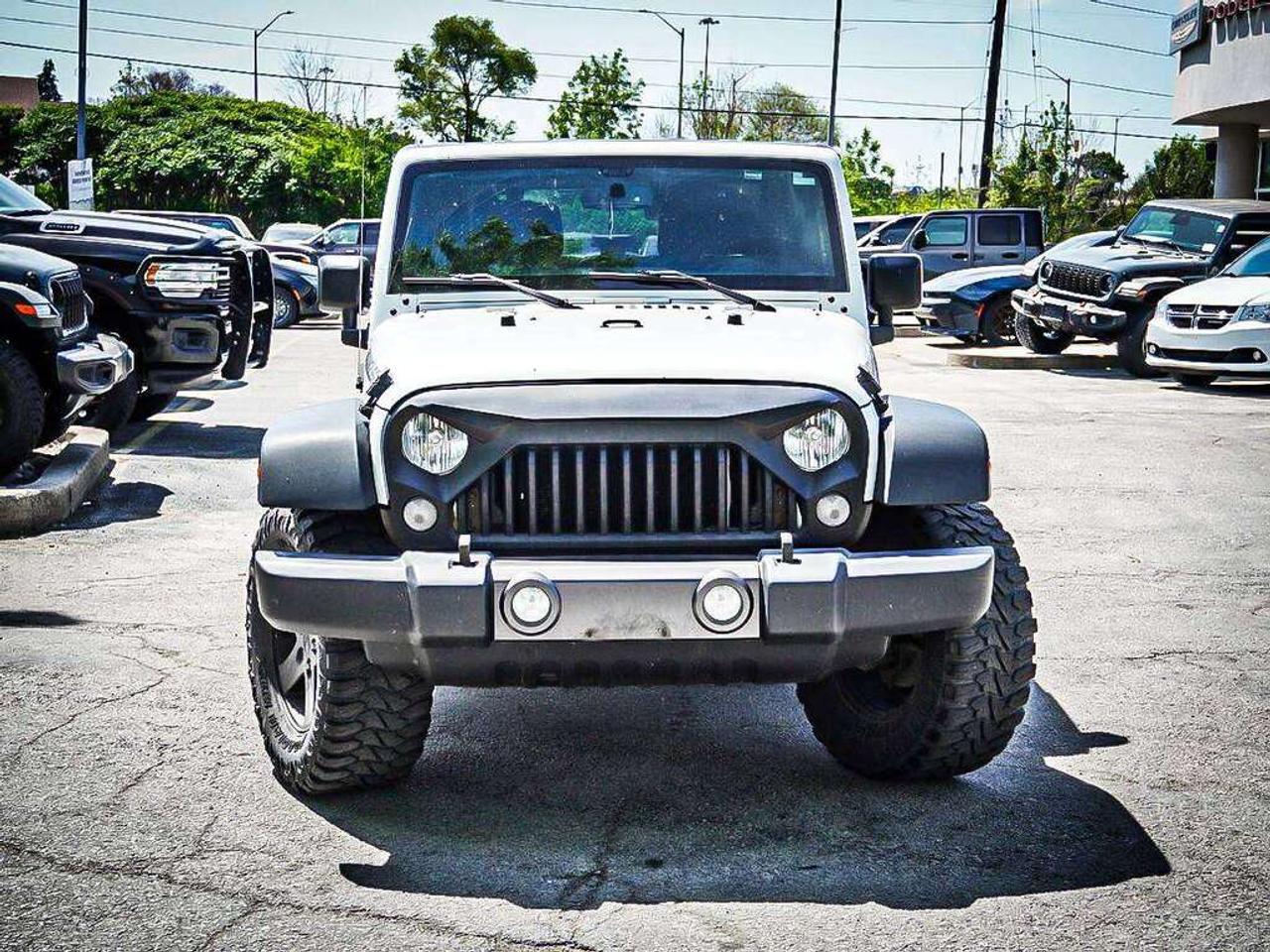 2016 Jeep Wrangler  Photo2