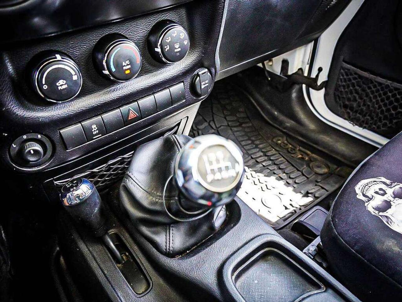 2016 Jeep Wrangler  Photo