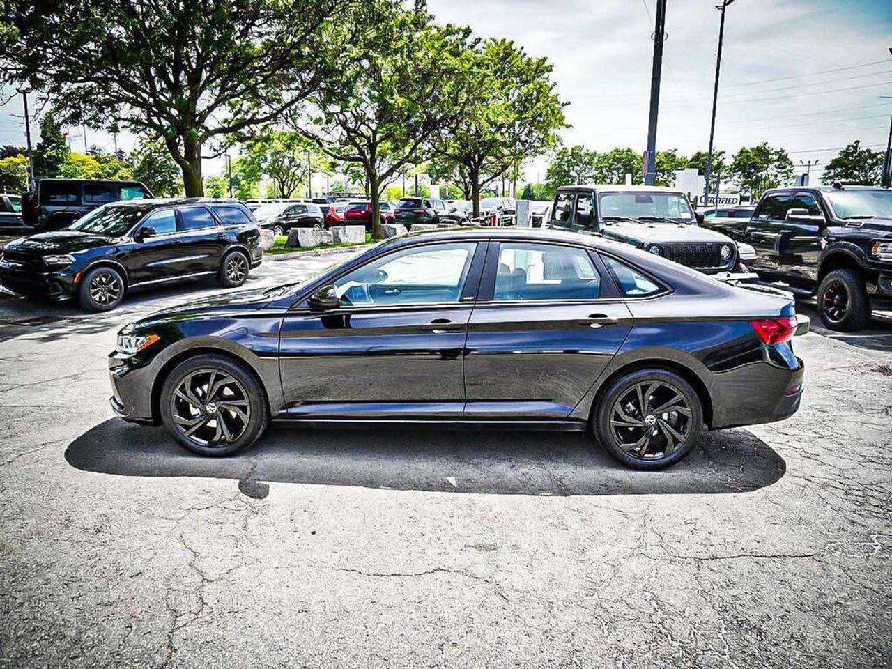 2025 Volkswagen Jetta  Photo