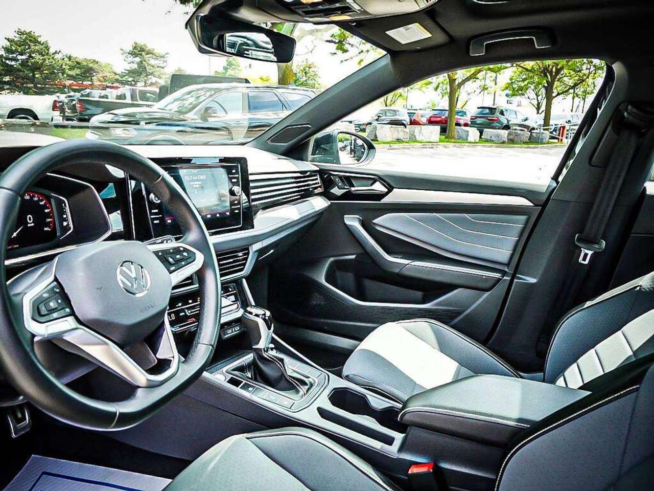 2025 Volkswagen Jetta  Photo