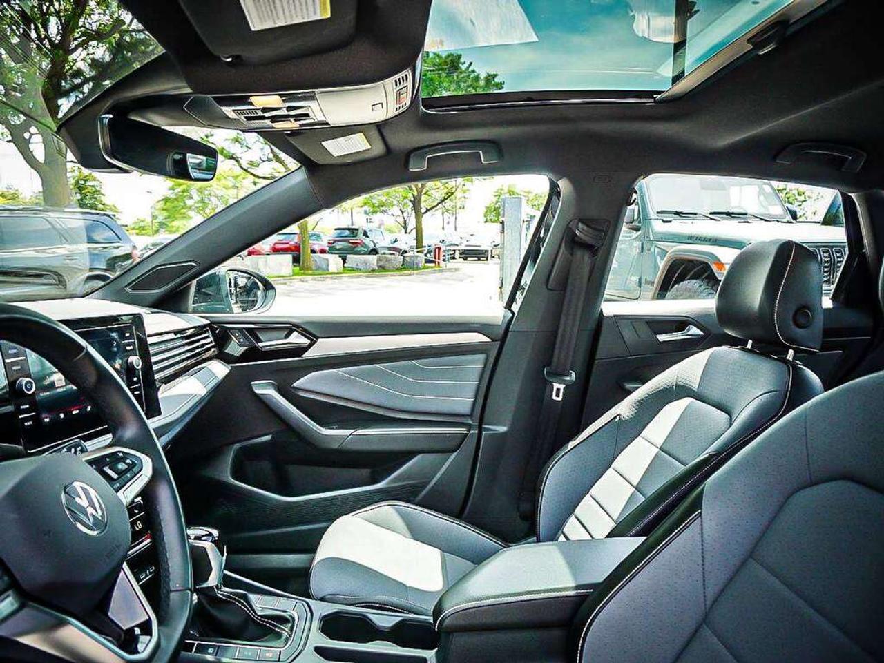 2025 Volkswagen Jetta  Photo