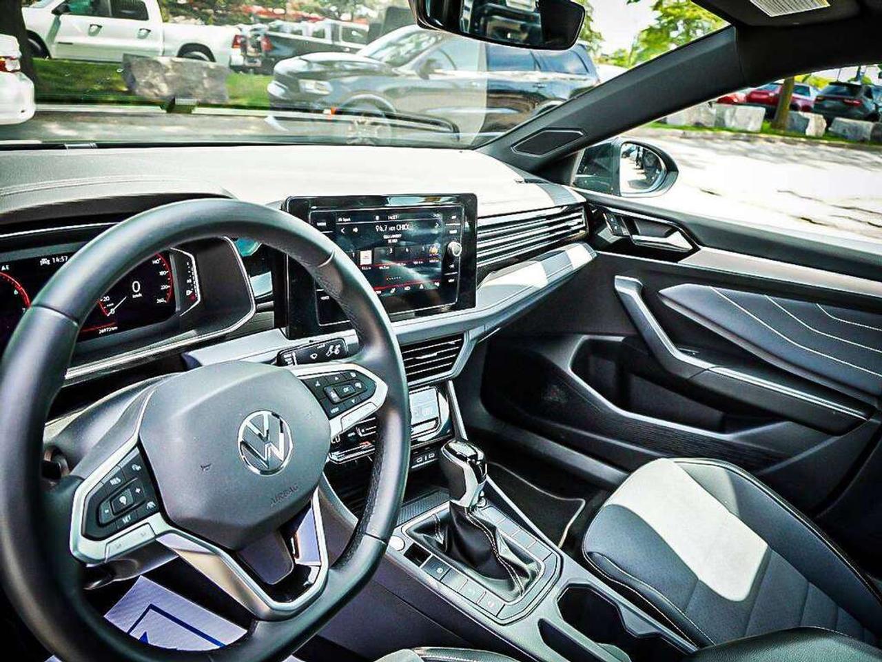 2025 Volkswagen Jetta  Photo