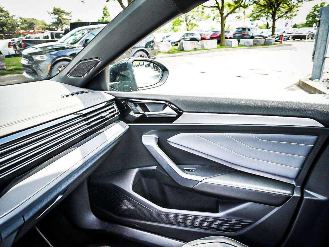 2025 Volkswagen Jetta  Photo