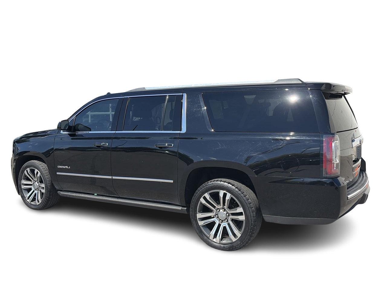 2020 GMC Yukon XL 4x4 Denali Ultimate Package Rear Entertainment Pow Photo