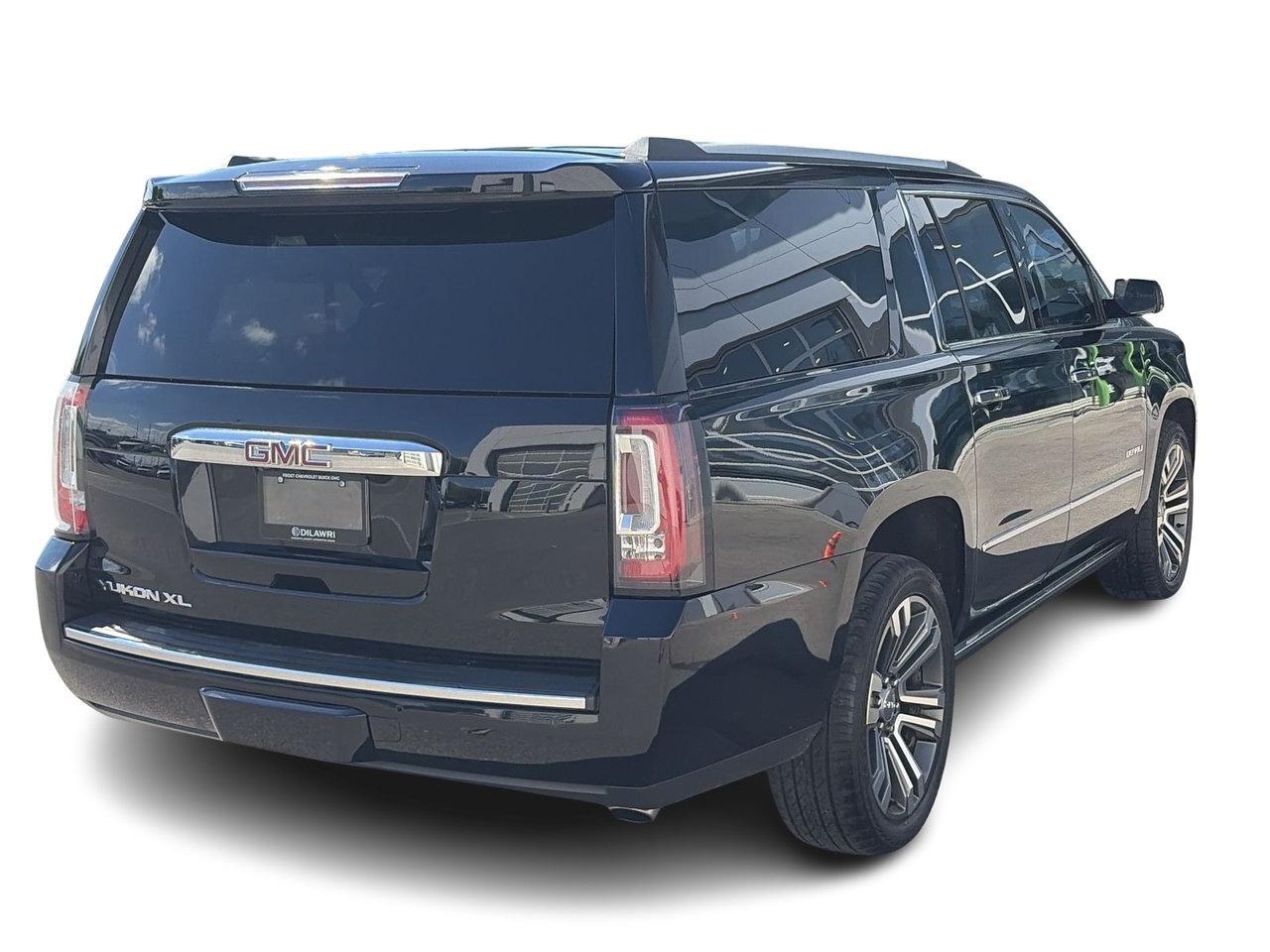 2020 GMC Yukon XL 4x4 Denali Ultimate Package Rear Entertainment Pow Photo