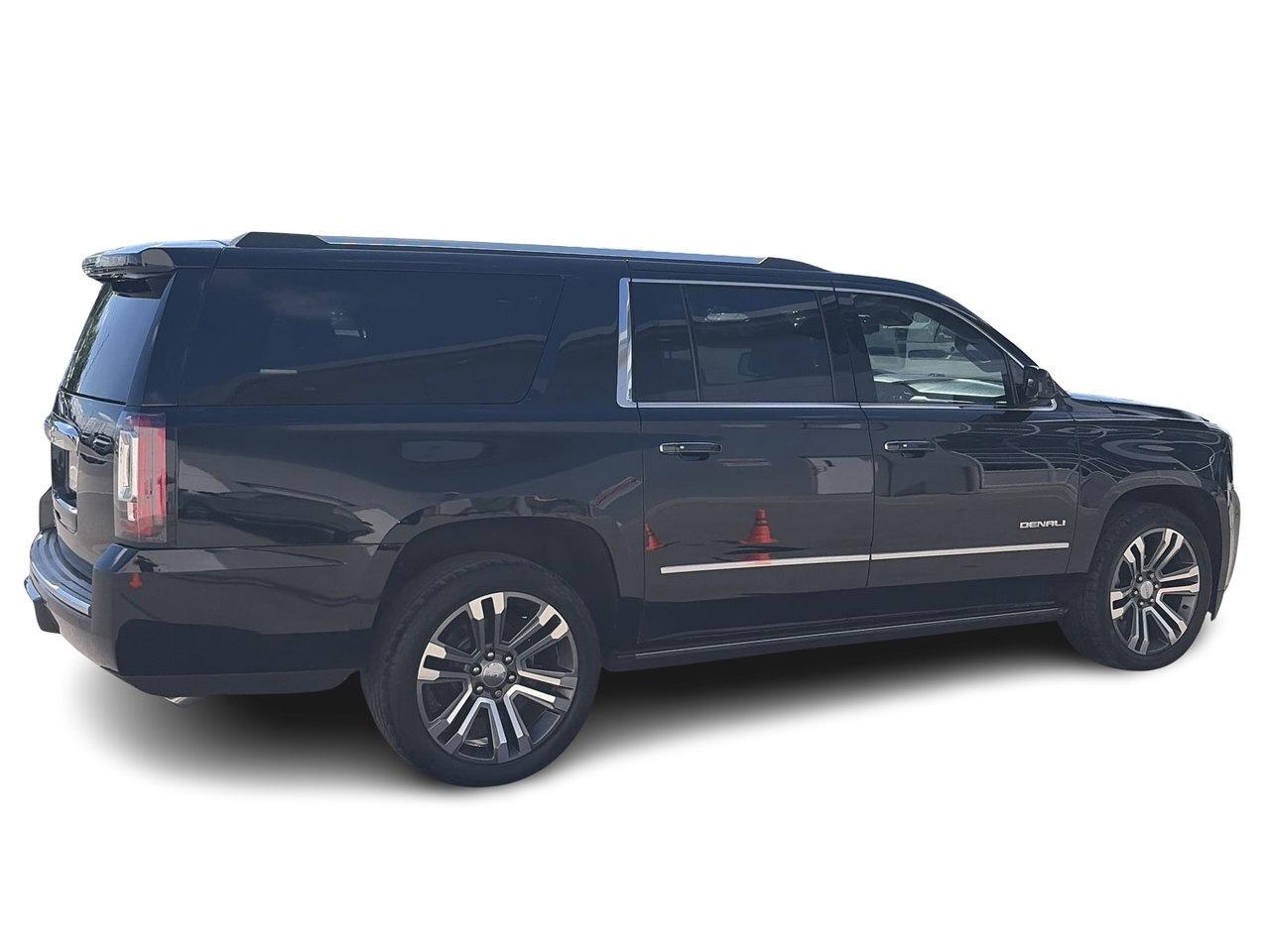 2020 GMC Yukon XL 4x4 Denali Ultimate Package Rear Entertainment Pow Photo