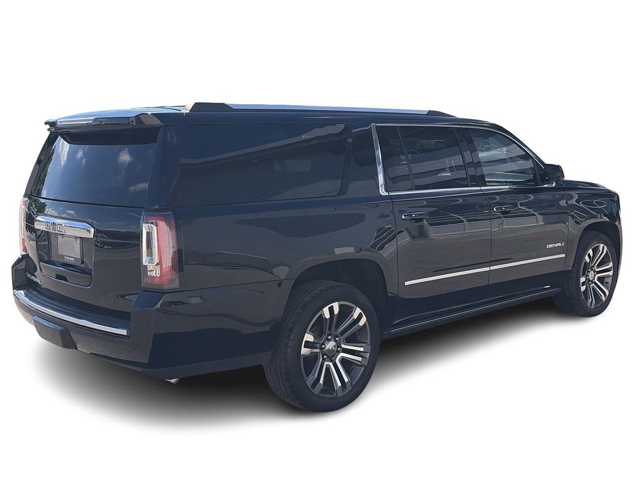 2020 GMC Yukon XL 4x4 Denali Ultimate Package Rear Entertainment Pow Photo