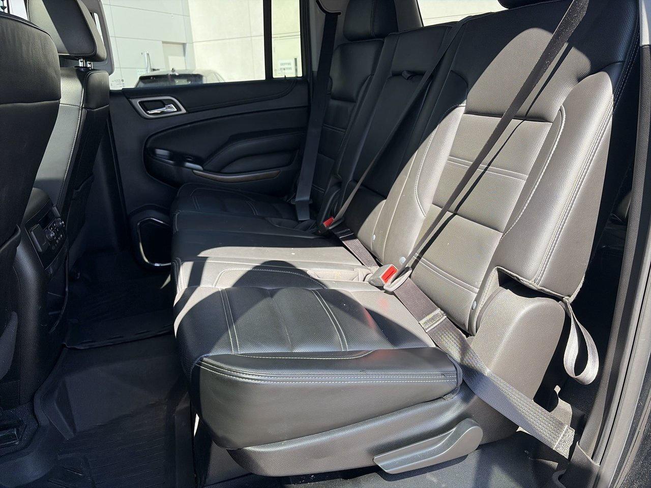 2020 GMC Yukon XL 4x4 Denali Ultimate Package Rear Entertainment Pow Photo