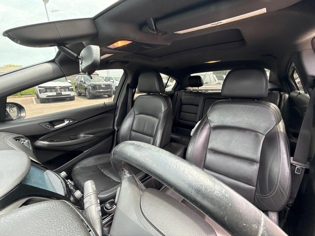 2017 Chevrolet Cruze LT - 6AT Diesel Huge Value Leather Photo