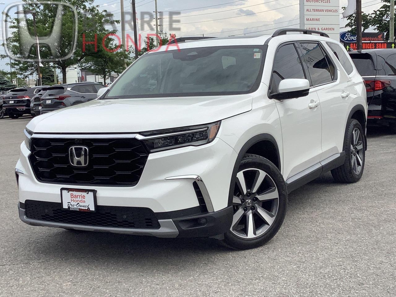 2023 Honda Pilot Touring 4dr All-Wheel Drive Photo