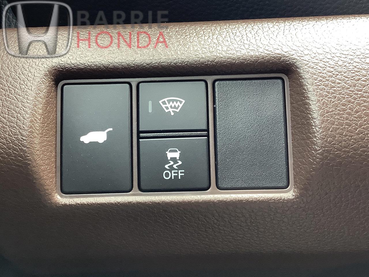 2023 Honda Pilot Touring 4dr All-Wheel Drive Photo