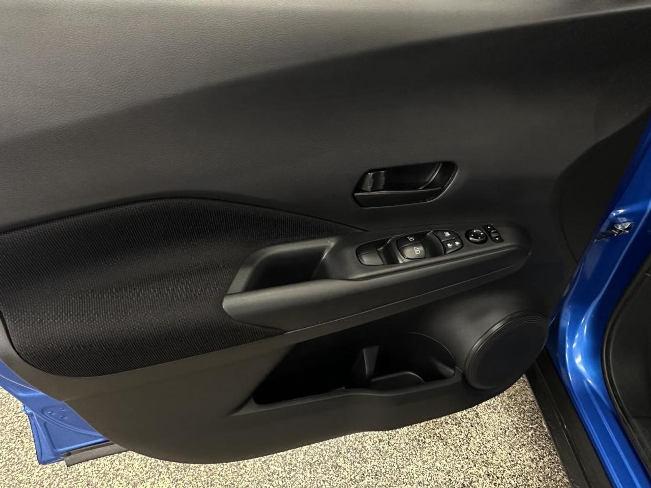 2024 Nissan Kicks S Photo