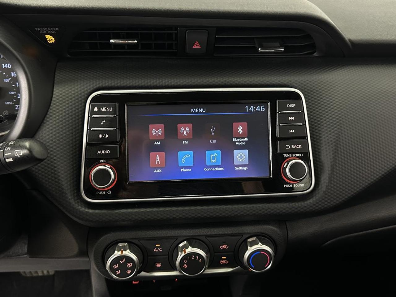 2024 Nissan Kicks S Photo