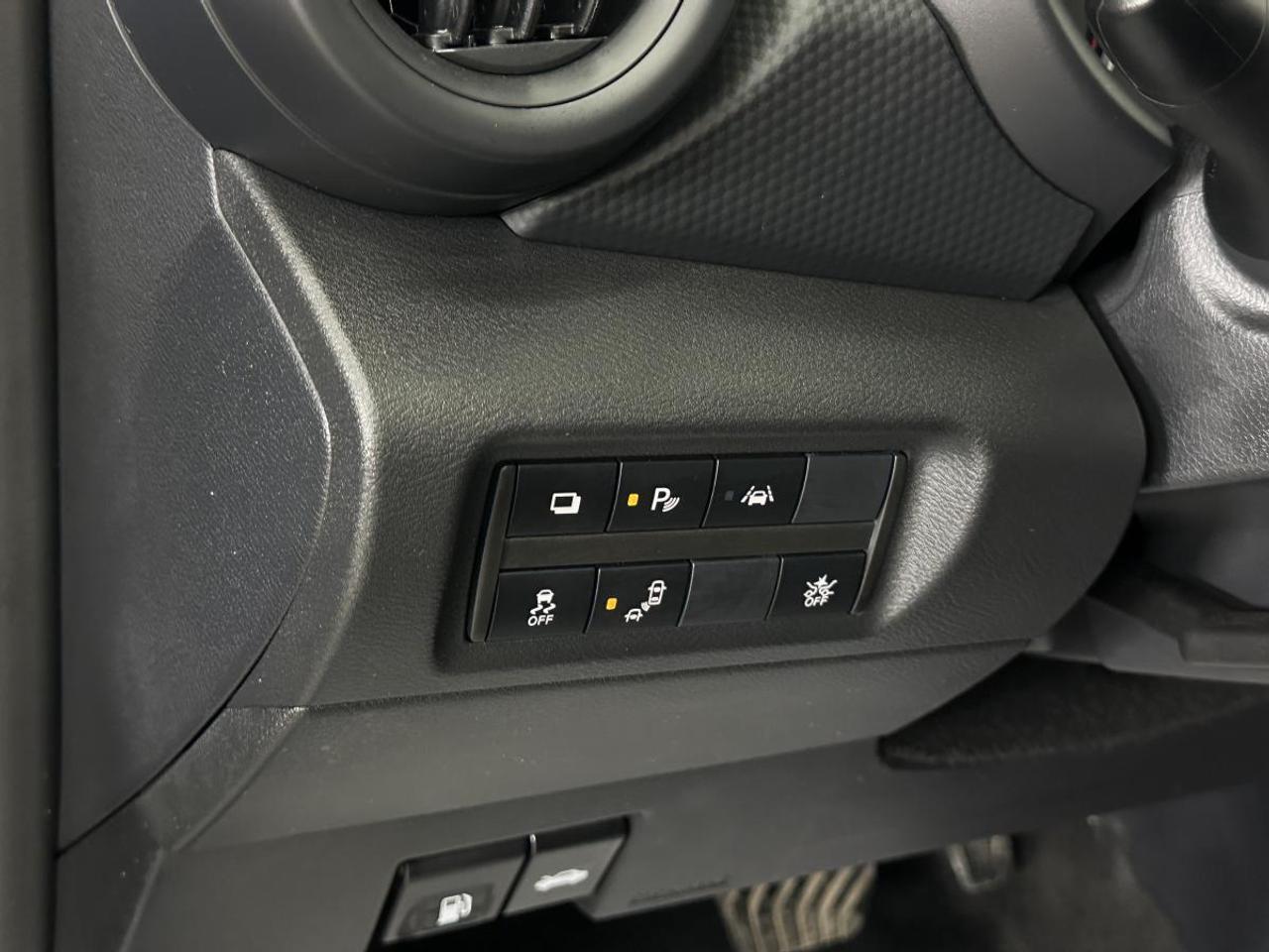 2024 Nissan Kicks S Photo