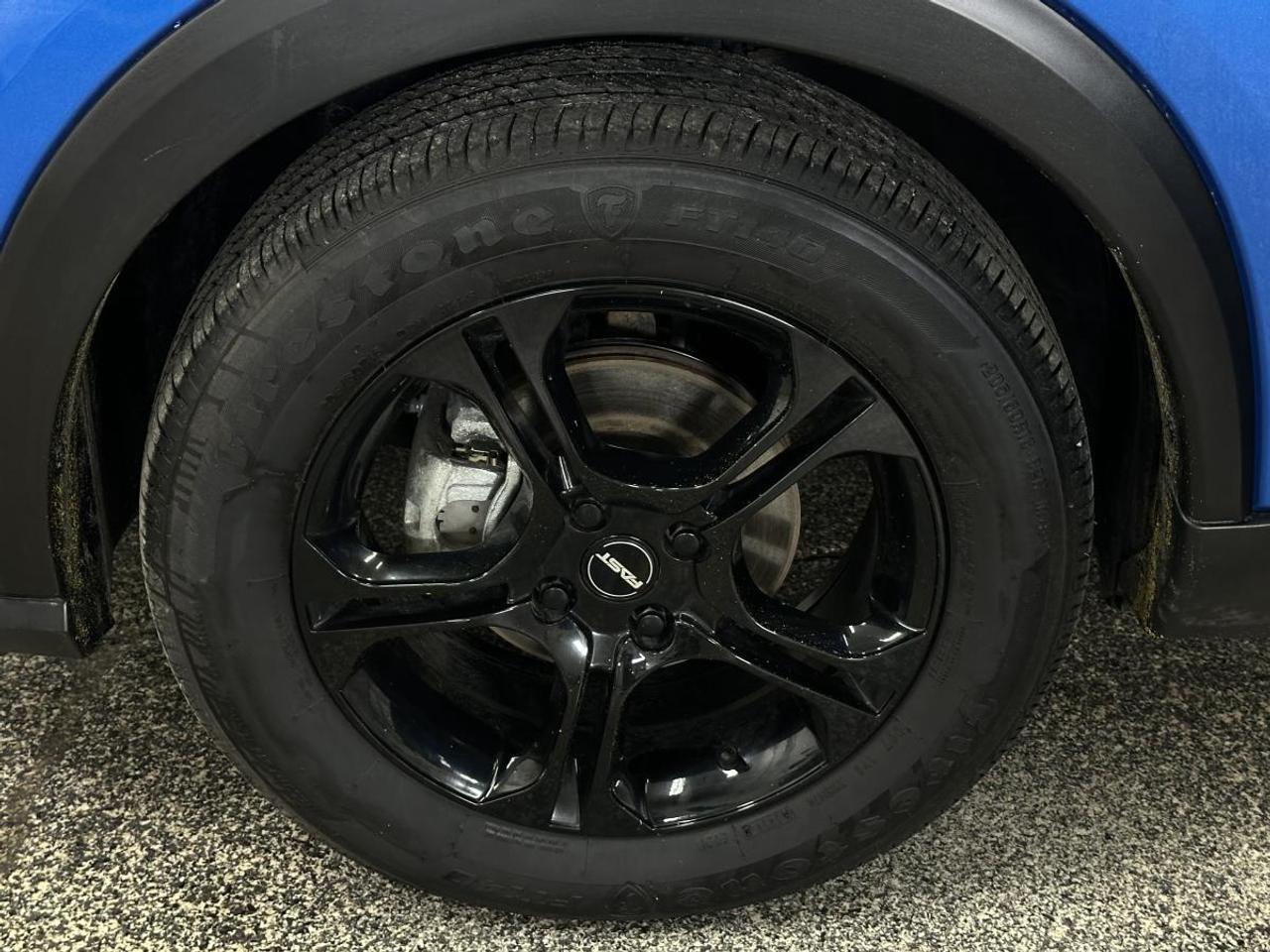 2024 Nissan Kicks S Photo