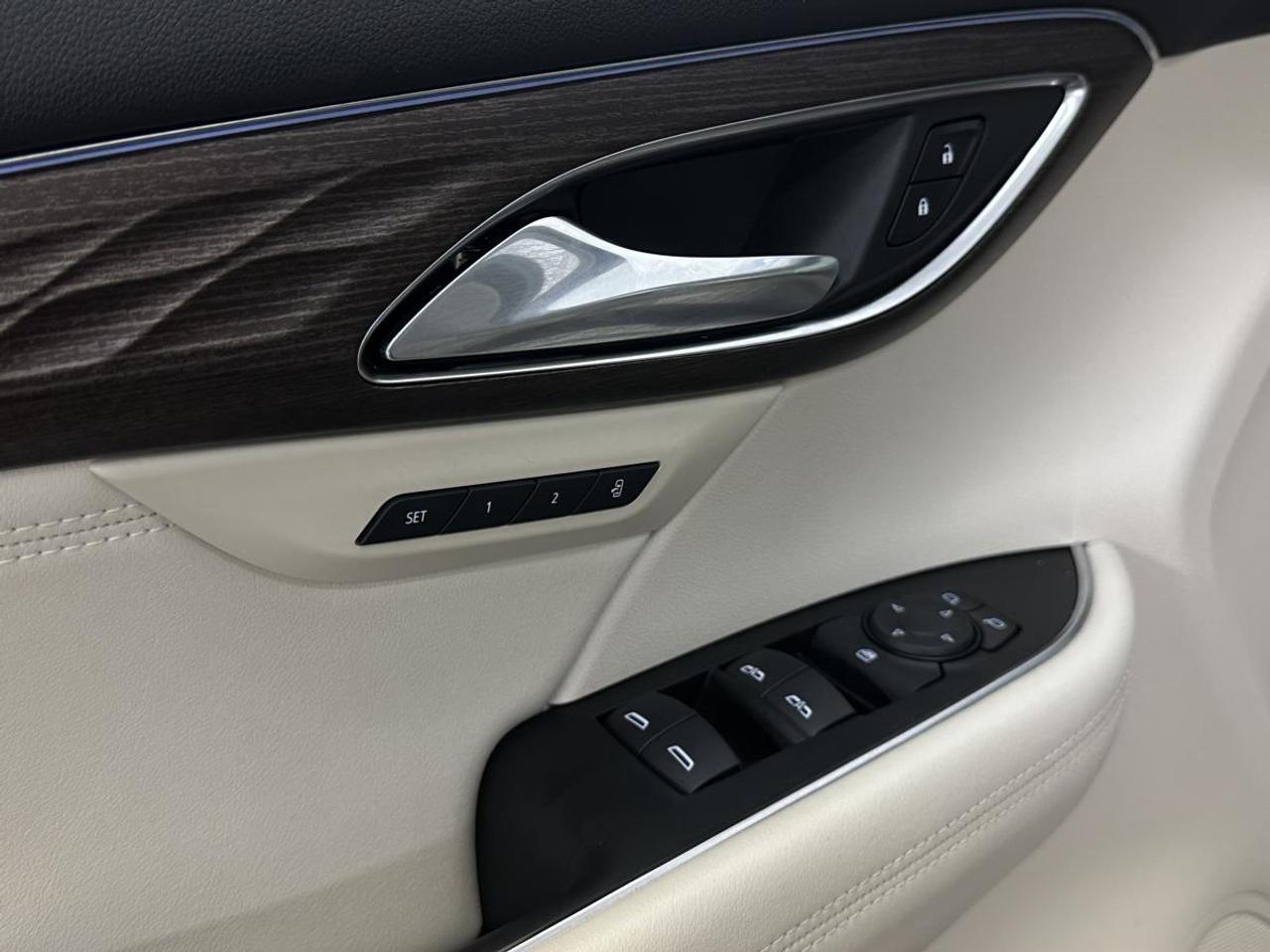 2023 Buick Envision  Photo