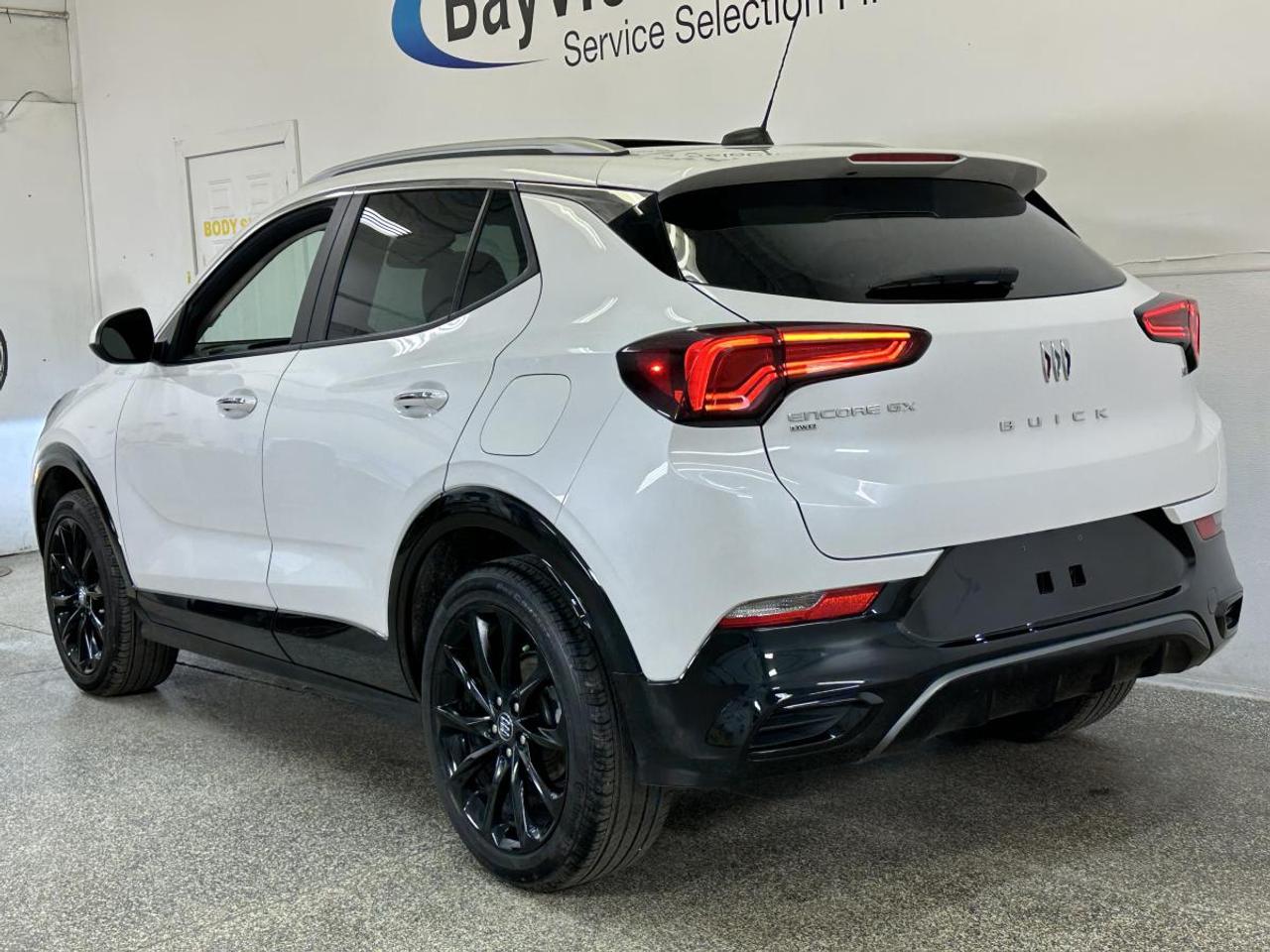 2024 Buick Encore GX Sport Touring Photo4
