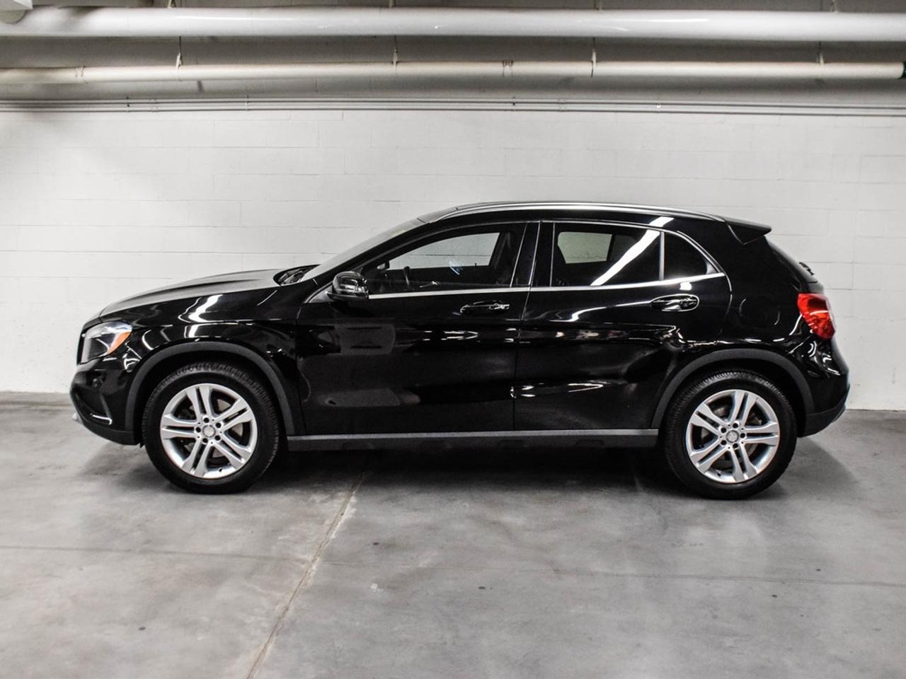 2016 Mercedes-Benz GLA250  Photo3