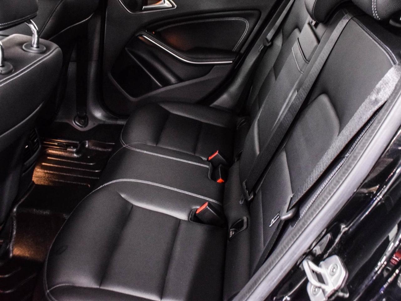 2016 Mercedes-Benz GLA250  Photo