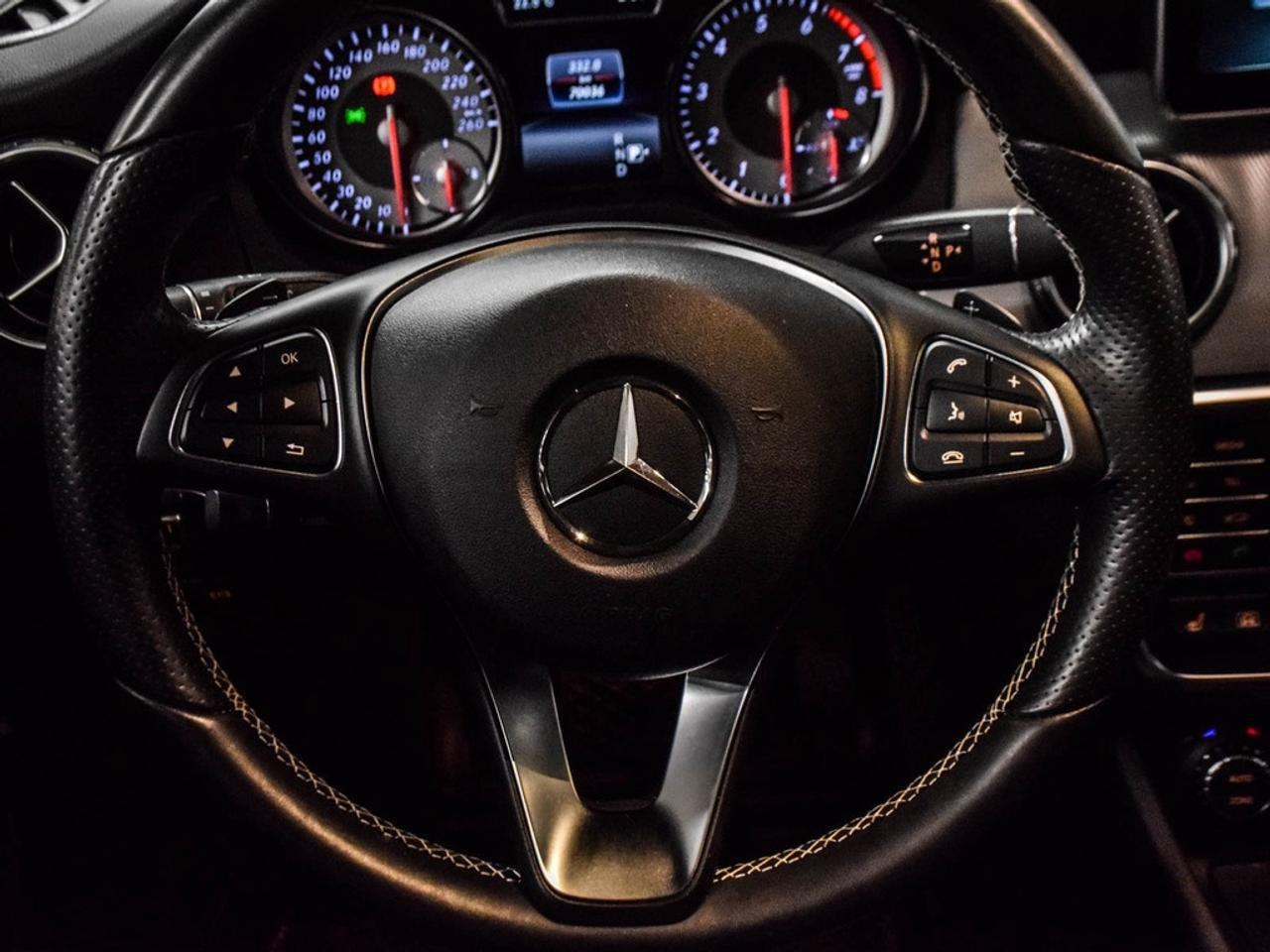 2016 Mercedes-Benz GLA250  Photo