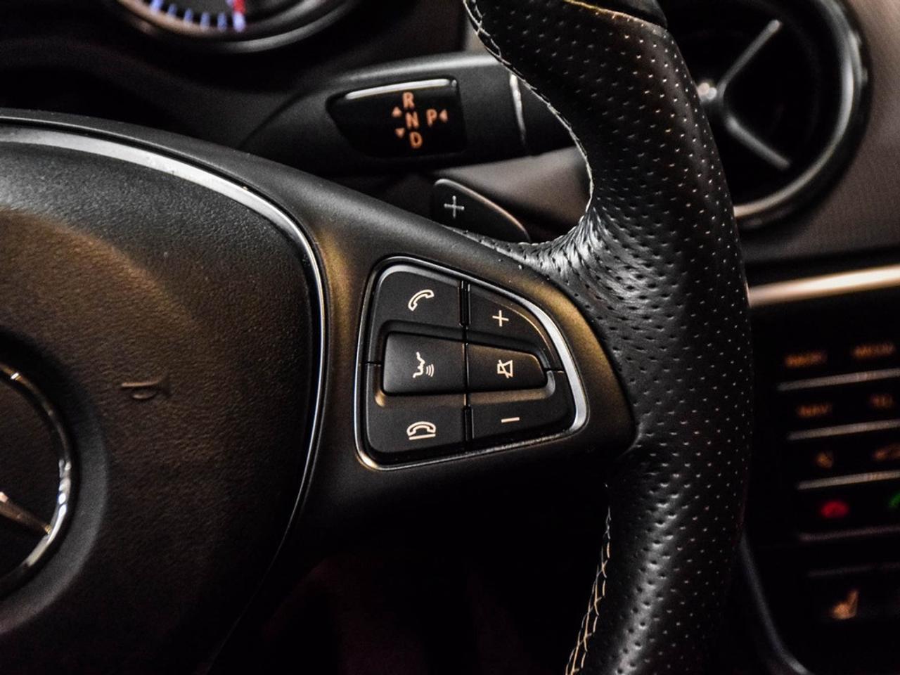 2016 Mercedes-Benz GLA250  Photo