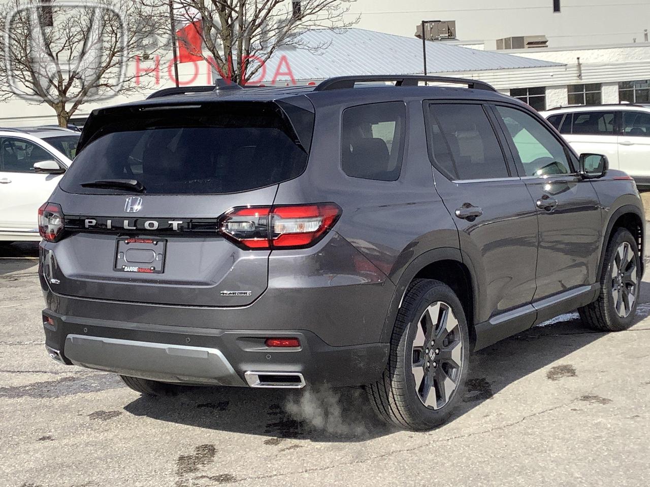 2026 Honda Pilot Touring 4dr All-Wheel Drive Photo