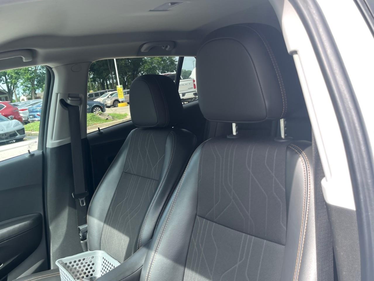 2019 Chevrolet Trax LT LOCAL TRADE Photo