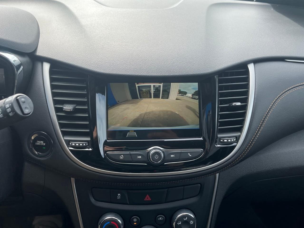 2019 Chevrolet Trax LT LOCAL TRADE Photo