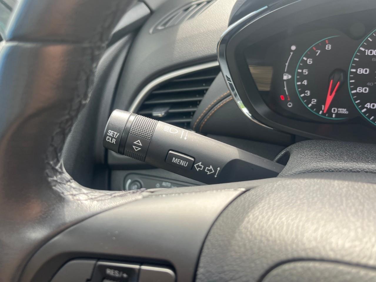 2019 Chevrolet Trax LT LOCAL TRADE Photo