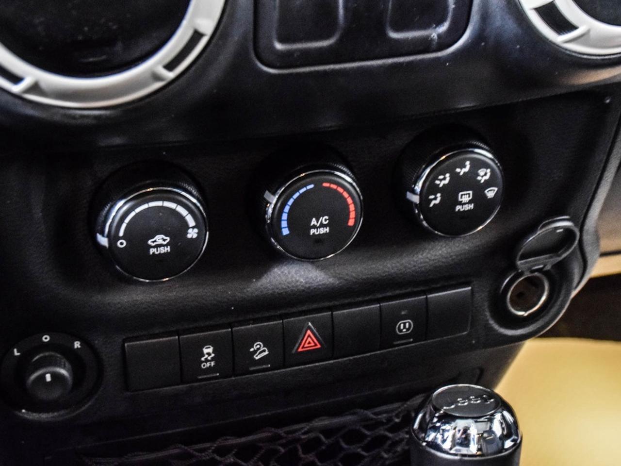 2013 Jeep Wrangler  Photo