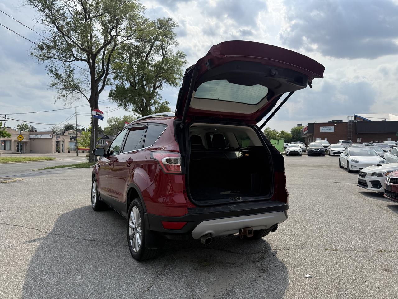 2017 Ford Escape 4WD l Titanium l Fully Loaded l 2.0L l 4CYL Photo