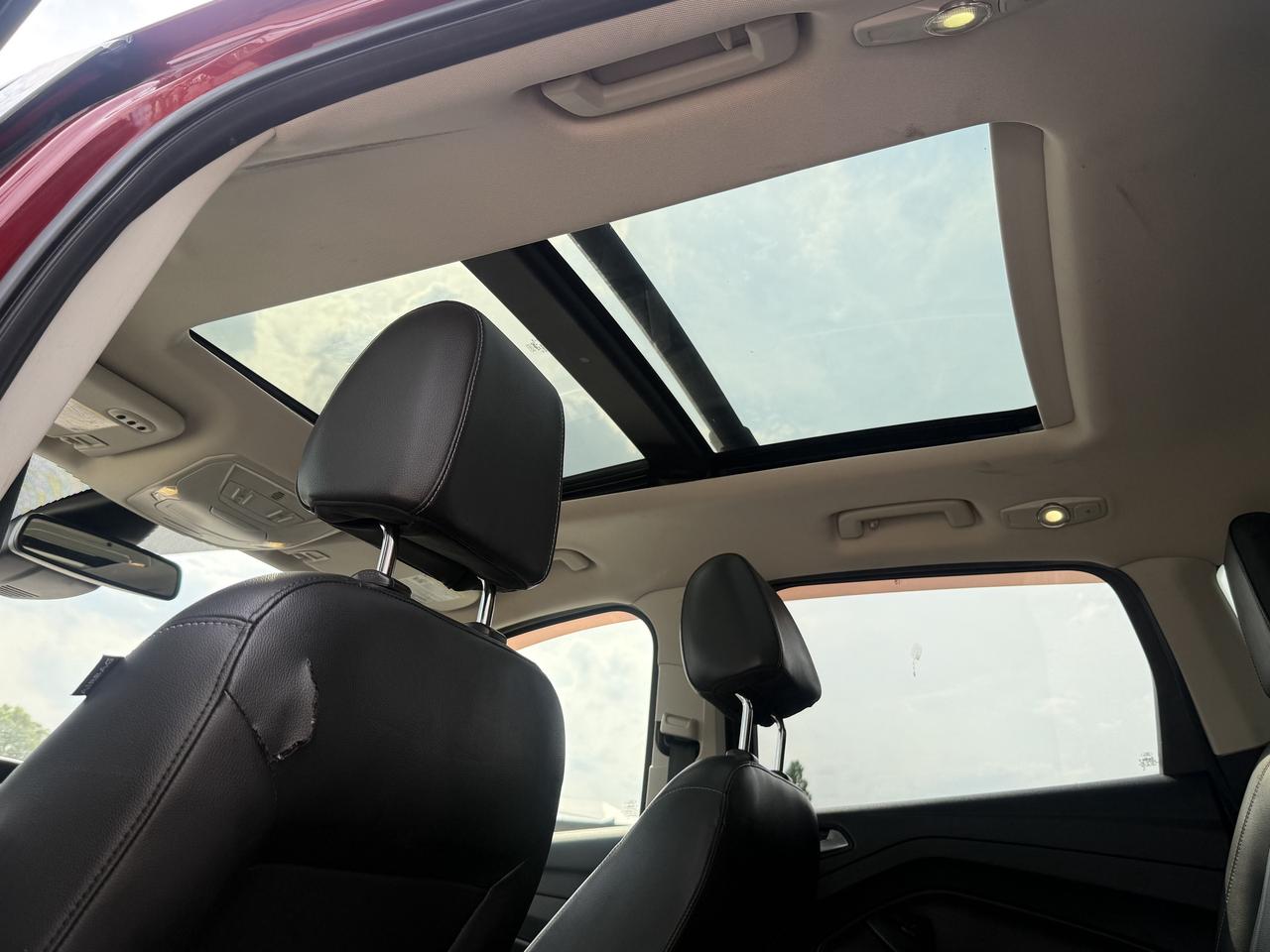 2017 Ford Escape 4WD l Titanium l Fully Loaded l 2.0L l 4CYL Photo