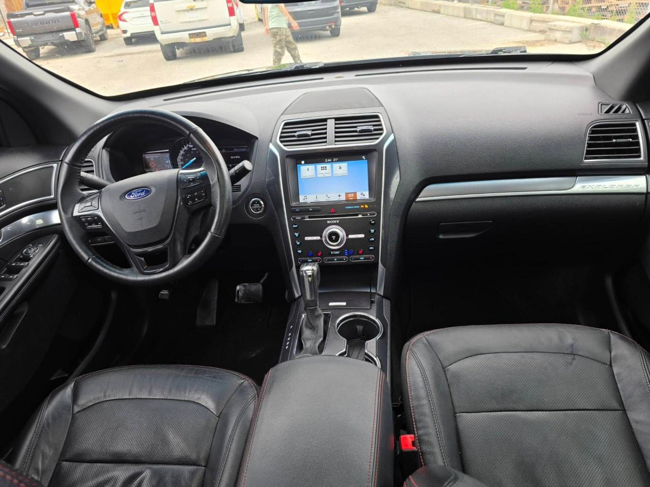 2017 Ford Explorer 4WD 4DR SPORT Photo