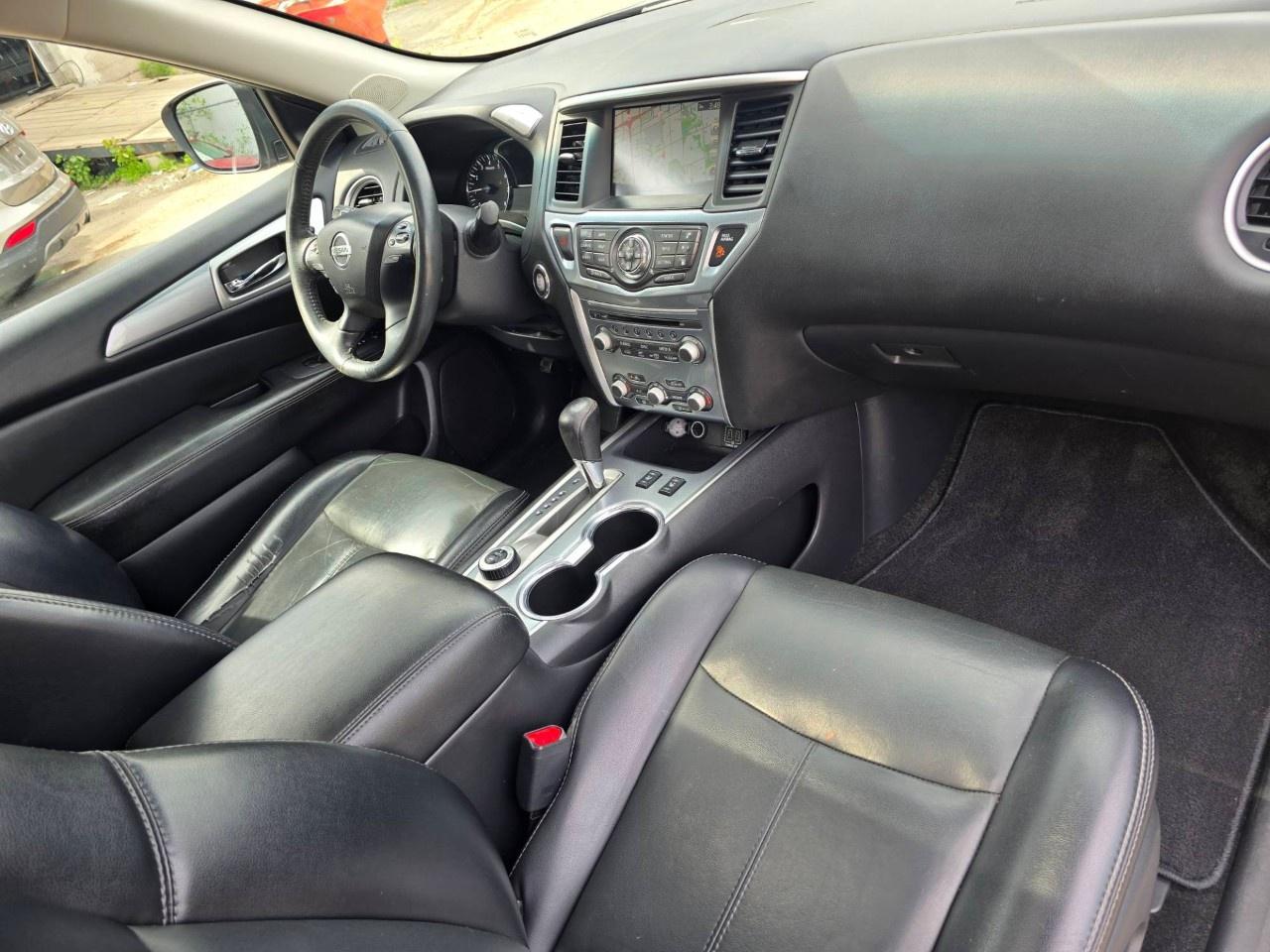 2018 Nissan Pathfinder 4x4 SL Premium Photo