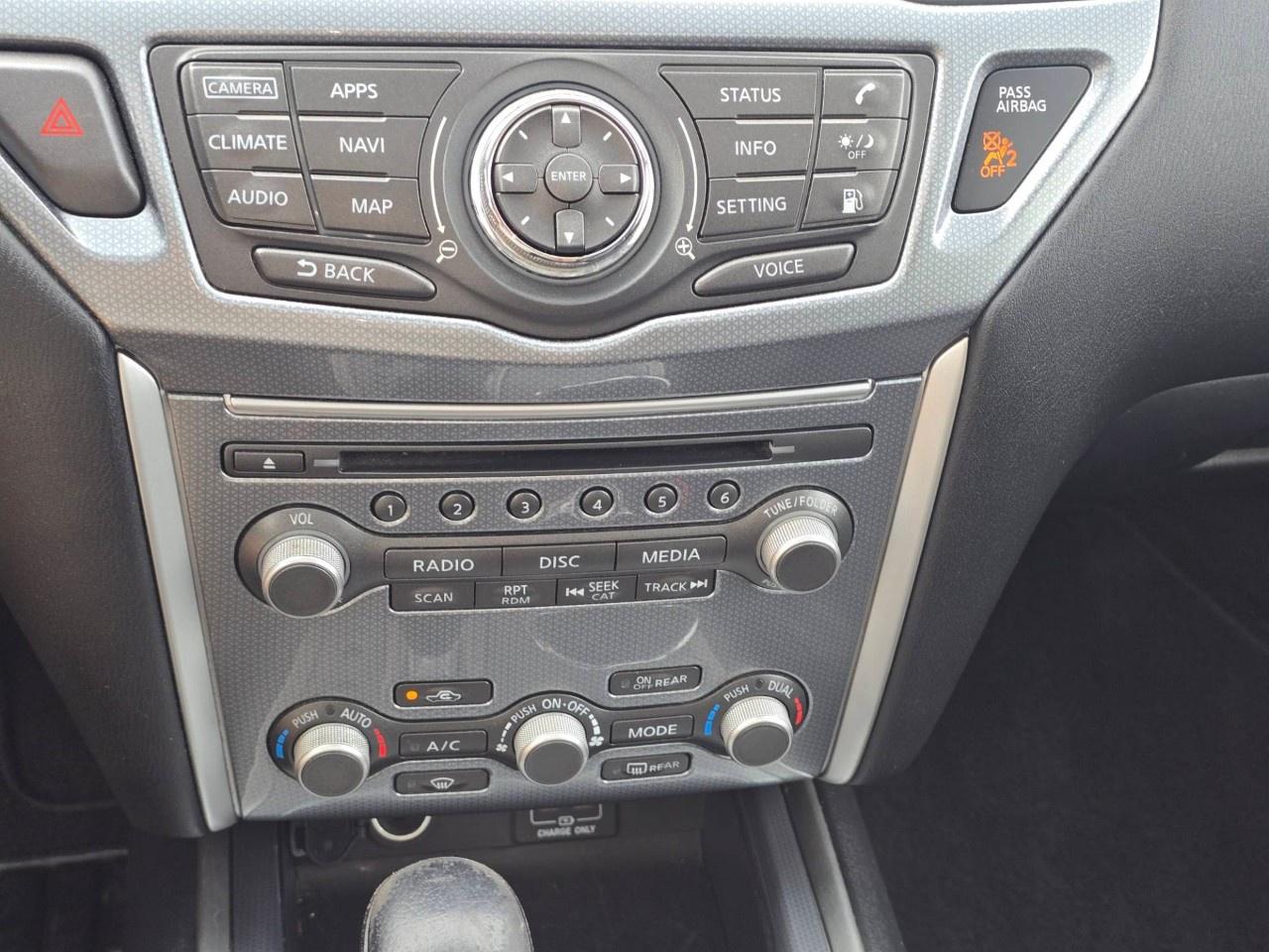 2018 Nissan Pathfinder 4x4 SL Premium Photo