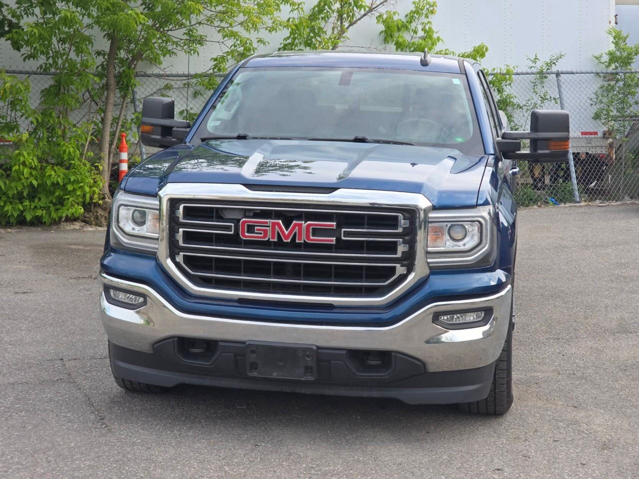 2017 GMC Sierra 1500 4WD Crew Cab Standard Box SLE Photo