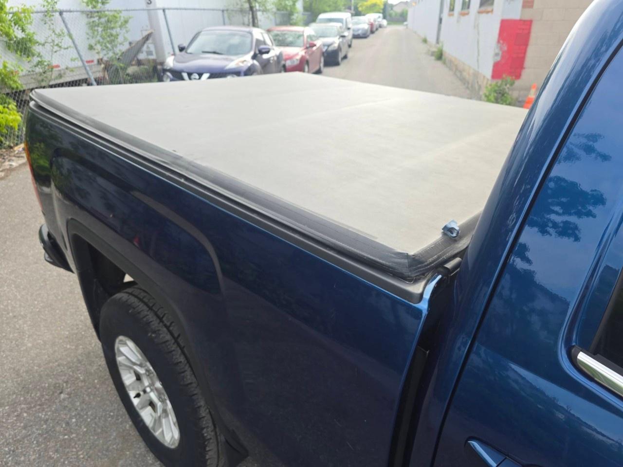 2017 GMC Sierra 1500 4WD Crew Cab Standard Box SLE Photo