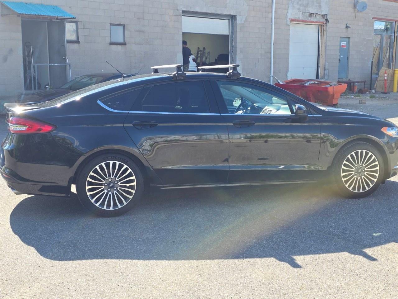 2017 Ford Fusion 4dr Sdn SE FWD Photo4