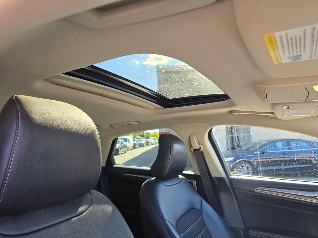 2017 Ford Fusion 4dr Sdn SE FWD Photo