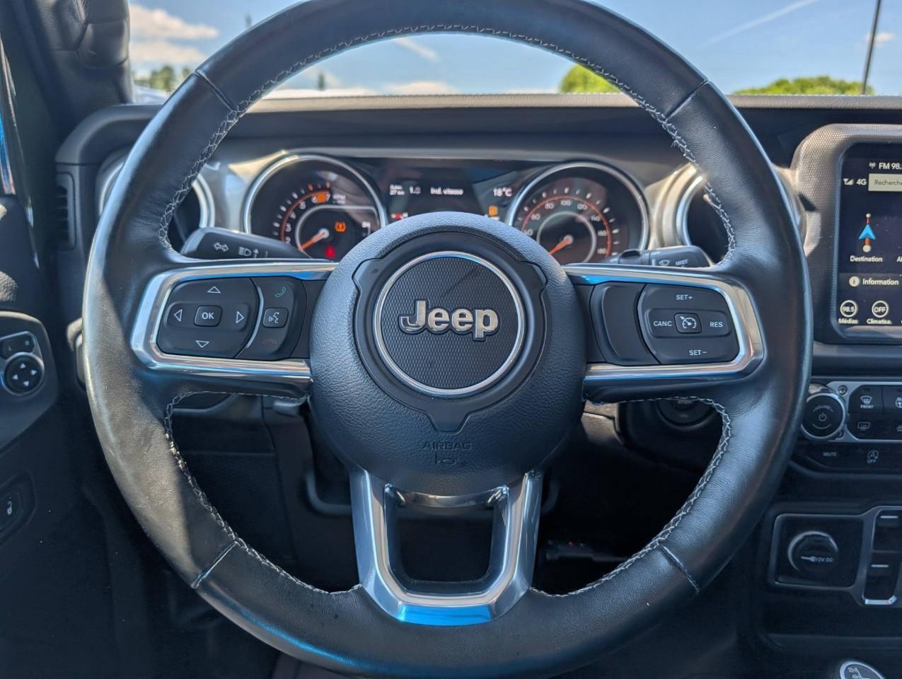 2023 Jeep Wrangler Sahara One owner/ No accidents Photo