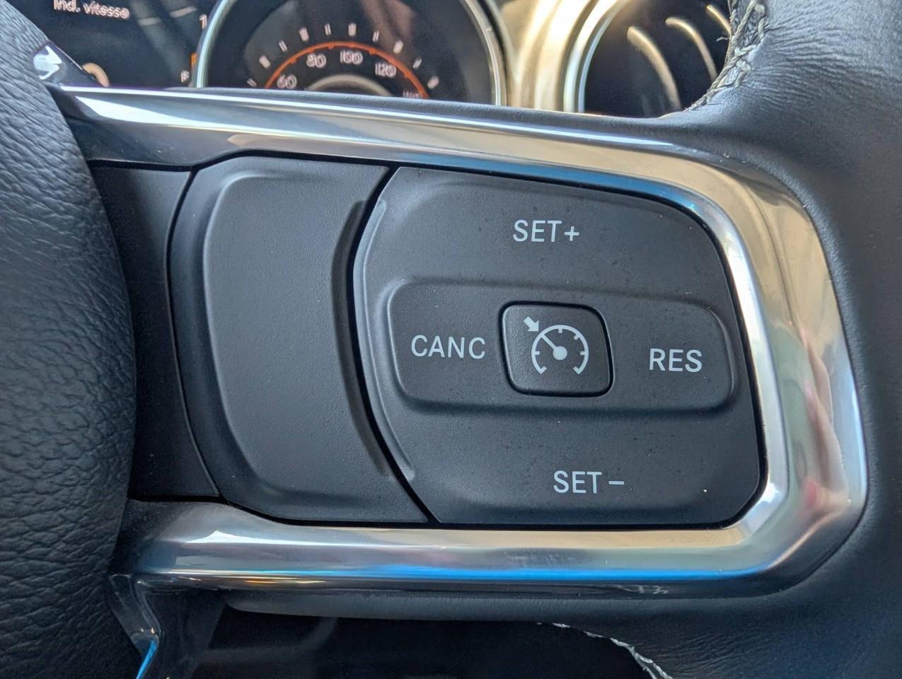 2023 Jeep Wrangler Sahara One owner/ No accidents Photo