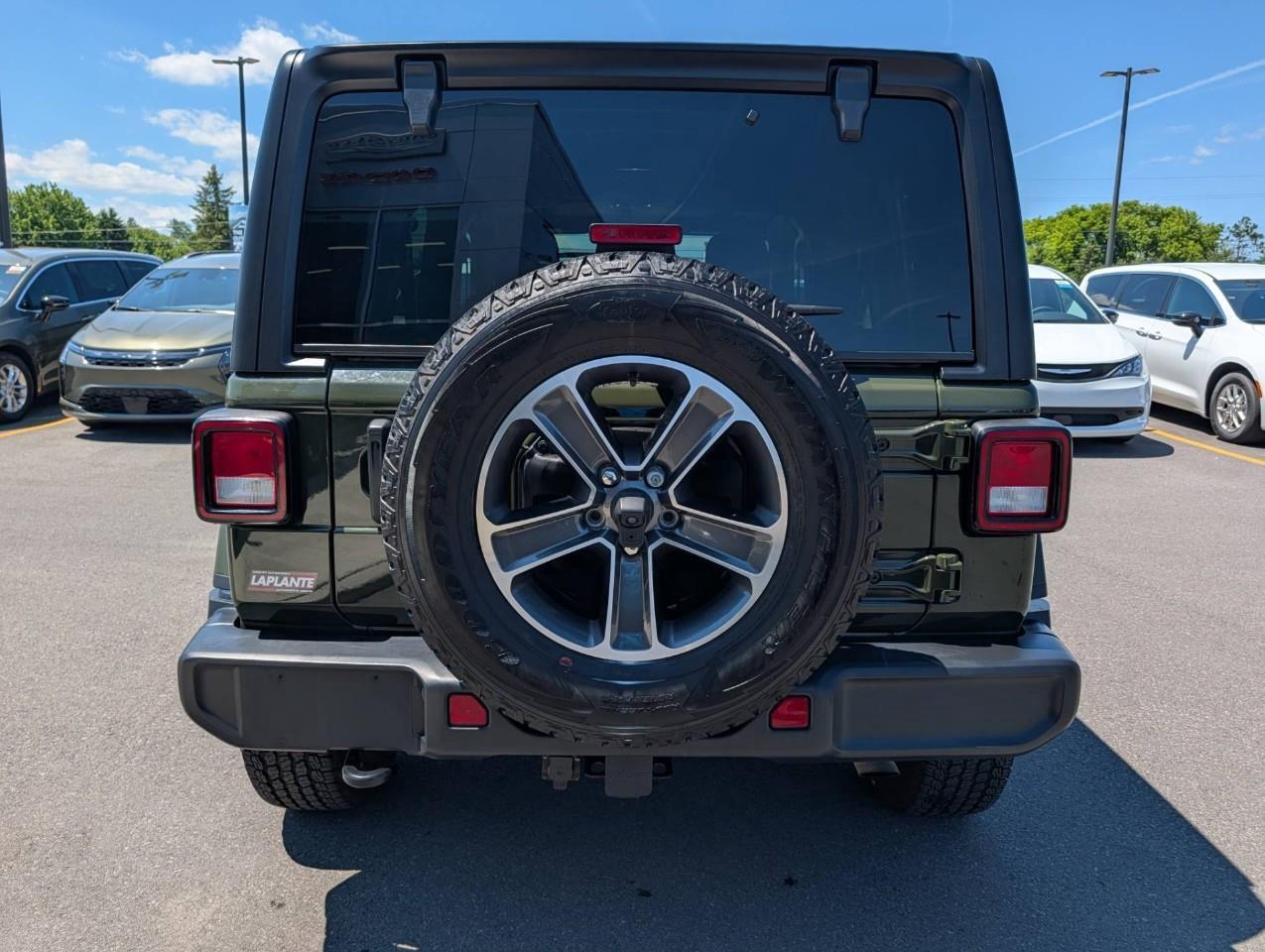 2023 Jeep Wrangler Sahara One owner/ No accidents Photo